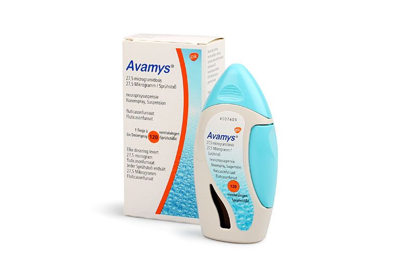 Спрей в нос от аллергии названия. Авамис 27,5 мкг. Флутиказон Авамис. Спрей от аллергии в нос Авамис.